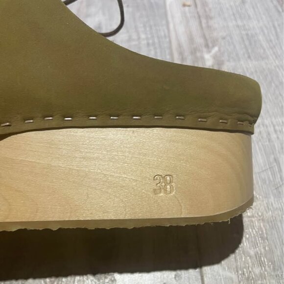 Bryr Clogs Zoe Platform Shoes (Size 8) in Kelp Nubuck - Picture 5 of 8